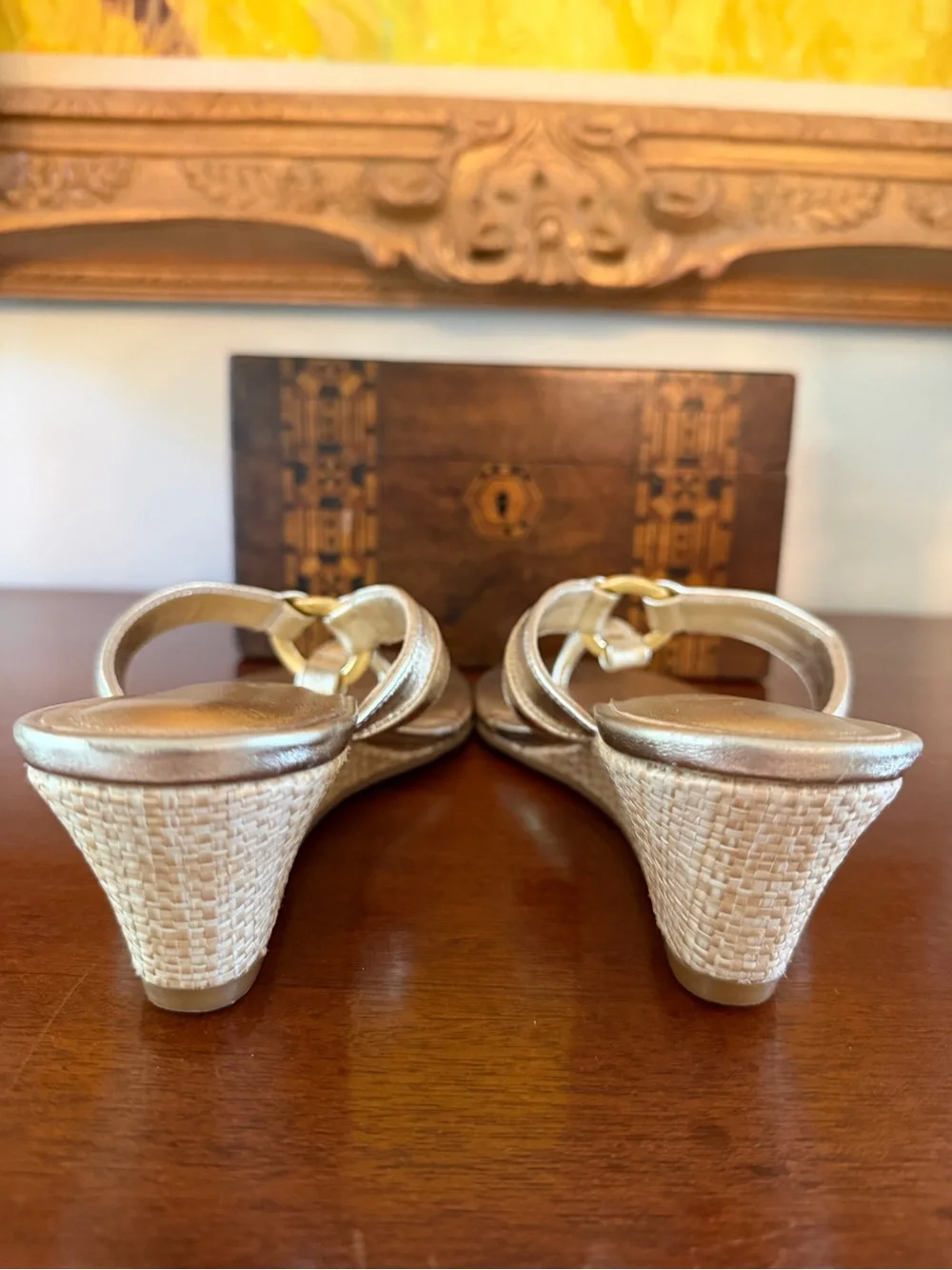 Lilly Pulitzer McKim Gold Nappa Leather Wedge Sandals Size 8.5